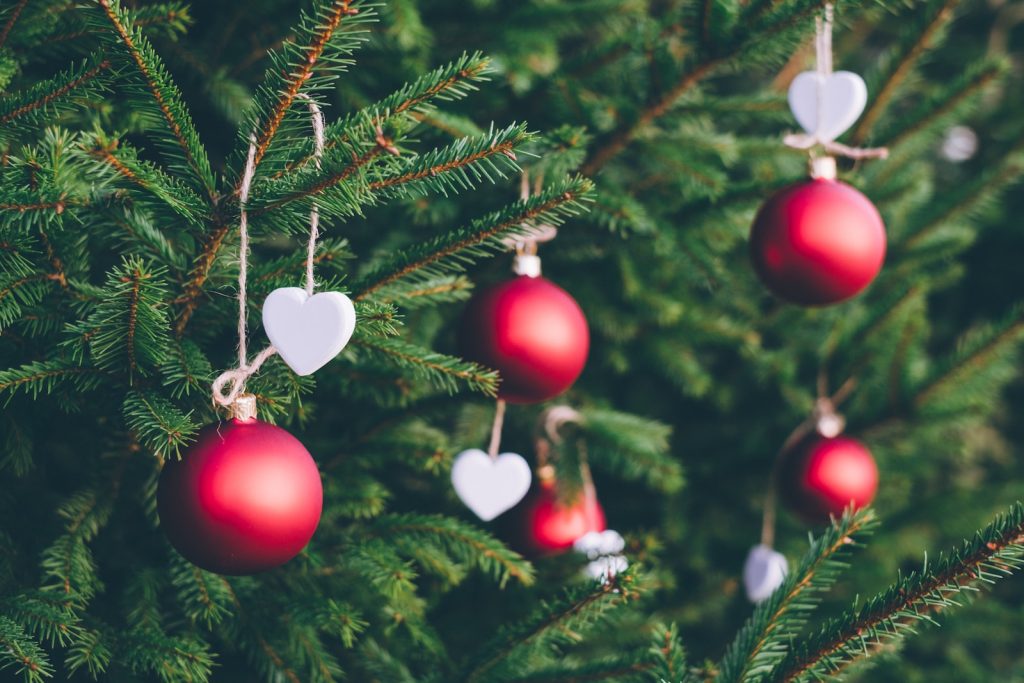 Tips for a better holiday season when Dementia is involved.